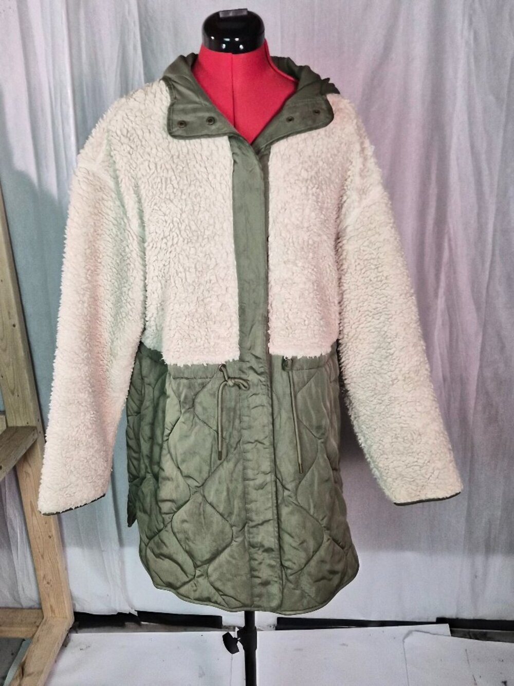 Old Navy Womens Hooded Sherpa Quilted Hybrid Coat Jacket Sz L Cream Olive Green